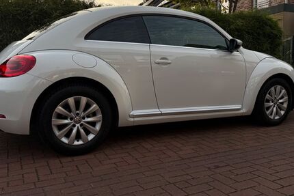 VW Beetle 71.369 km 14.550 € Duisburg 47228