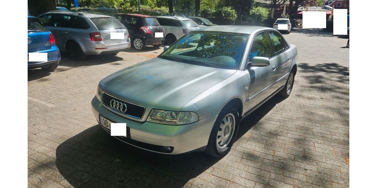 Audi A4 259.000 km 3.200 &euro; Oberhausen 46119