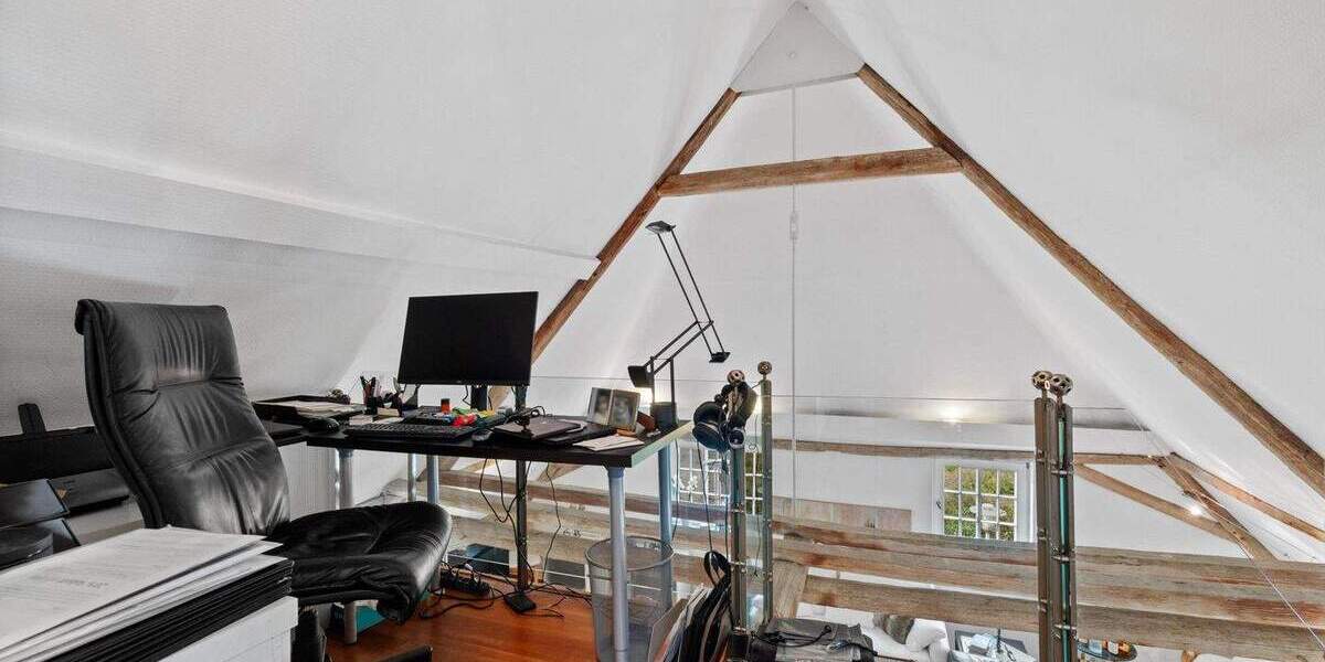 Etagenwohnung Düsseldorf Urdenbach - 3 Zimmer, 157 m&sup2;, 685.000&euro; | Angebot:25687085