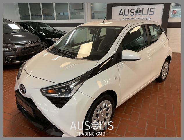 Aygo (X)