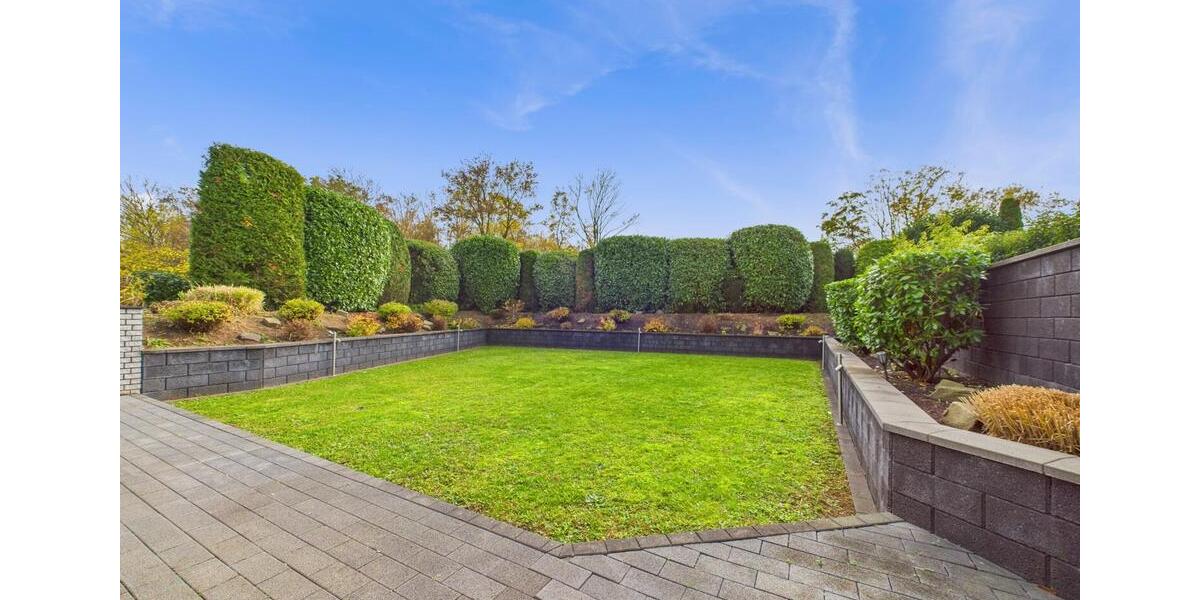 Einfamilienhaus Pulheim - 5 Zimmer, 290 m&sup2;, 2.950&euro; | Angebot:26199123