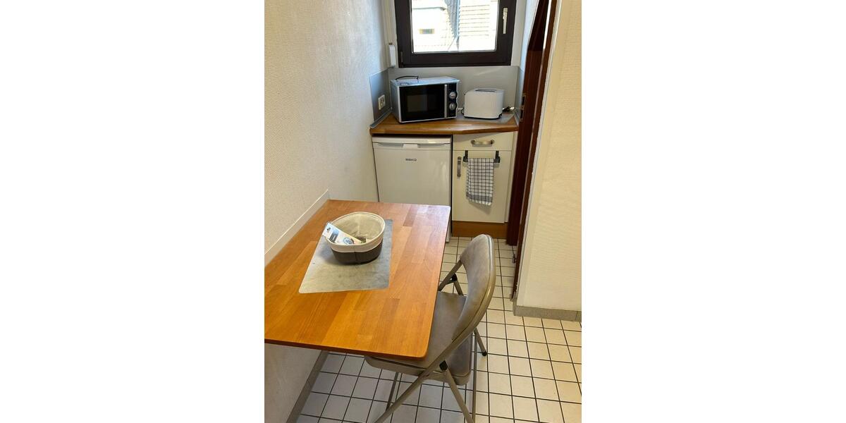 Dachgeschoßwohnung Mönchengladbach Süd - 1 Zimmer, 25 m&sup2;, 349&euro; | Angebot:25649511