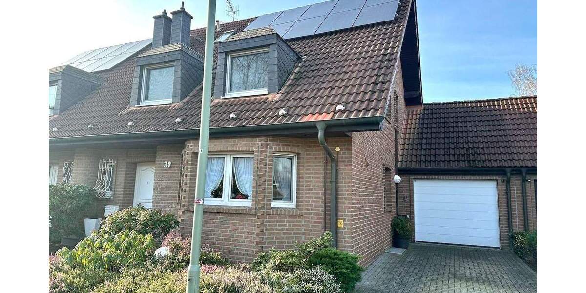 Gepflegte Doppelhaushälfte mit großem Grundstück 5 zimmer