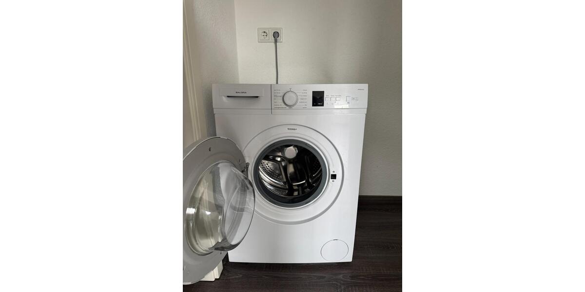 Dachgeschoßwohnung Krefeld Benrad - 2 Zimmer, 60 m&sup2;, 750&euro; | Angebot:25484276