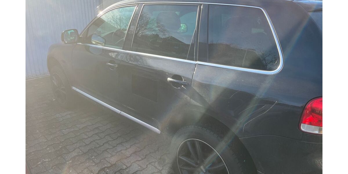 VW Touareg 238.530 km 6.250 &euro; Mönchengladbach 41068