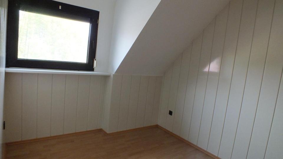 Maisonettenwohnung Meerbusch Kierst - 3 Zimmer, 90 m&sup2;, 1.275&euro; | Angebot:25278817