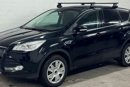 Ford Kuga 142.300 km 7.600 &euro; Düsseldorf 40468