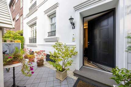 Haus zum Kaufen in Düsseldorf 2.995.000 € 292 m² 9 zimmer