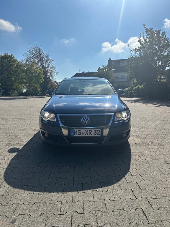 VW Passat 305.000 km 5.500 € Mönchengladbach 41063