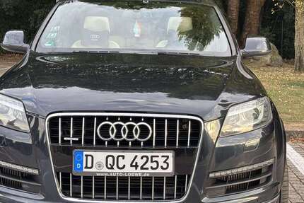 Audi Q7 235.041 km 16.000 € Düsseldorf 40233
