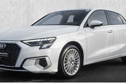 Audi A3 32.168 km 23.980 &euro; Düsseldorf 40474