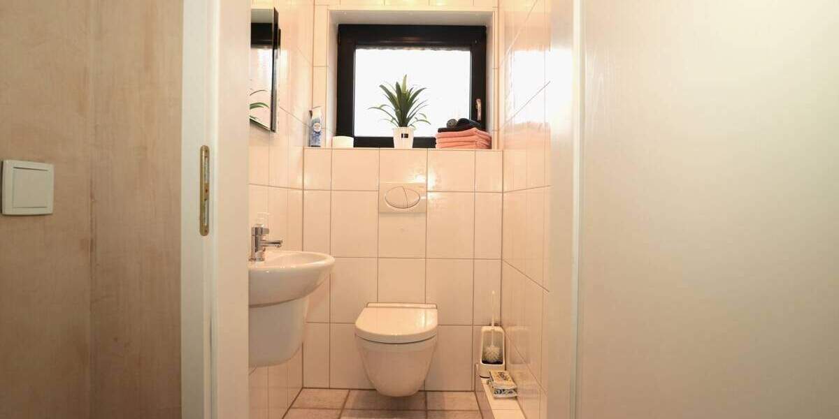 Etagenwohnung Dormagen / Feste Zons Zons - 3 Zimmer, 88 m&sup2;, 270.000&euro; | Angebot:25211889