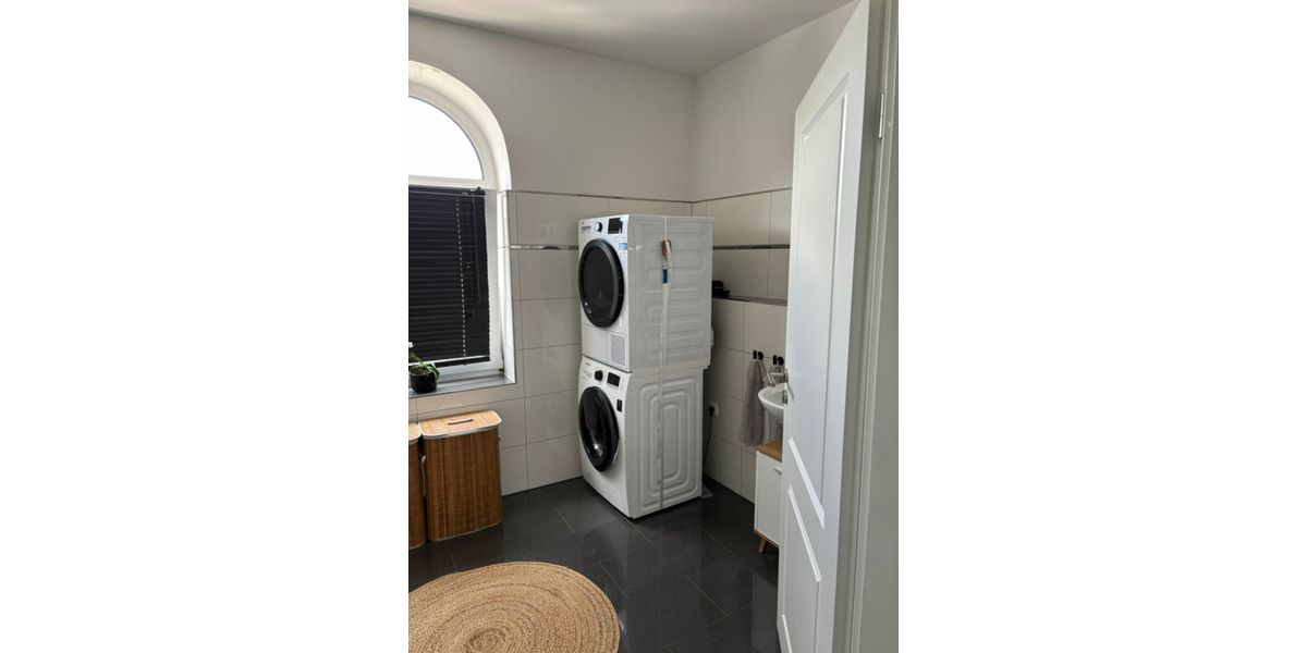 Dachgeschoßwohnung Oberhausen Alstaden - 2 Zimmer, 80 m&sup2;, 650&euro; | Angebot:25174351