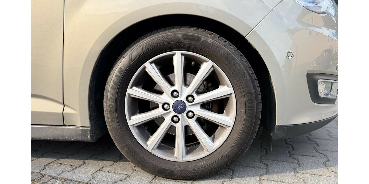 Ford C-Max 1.5 TDCi / Titanium / Navi / Keyless / PDC 158.000 km 7.900 &euro; Mönchengladbach 41066