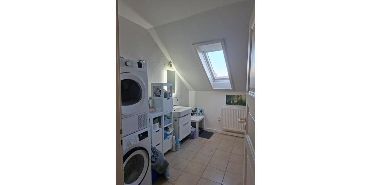 Dachgeschoßwohnung Mülheim an der Ruhr Menden-Holthausen - 2.5 Zimmer, 60 m&sup2;, 510&euro; | Angebot:24839165