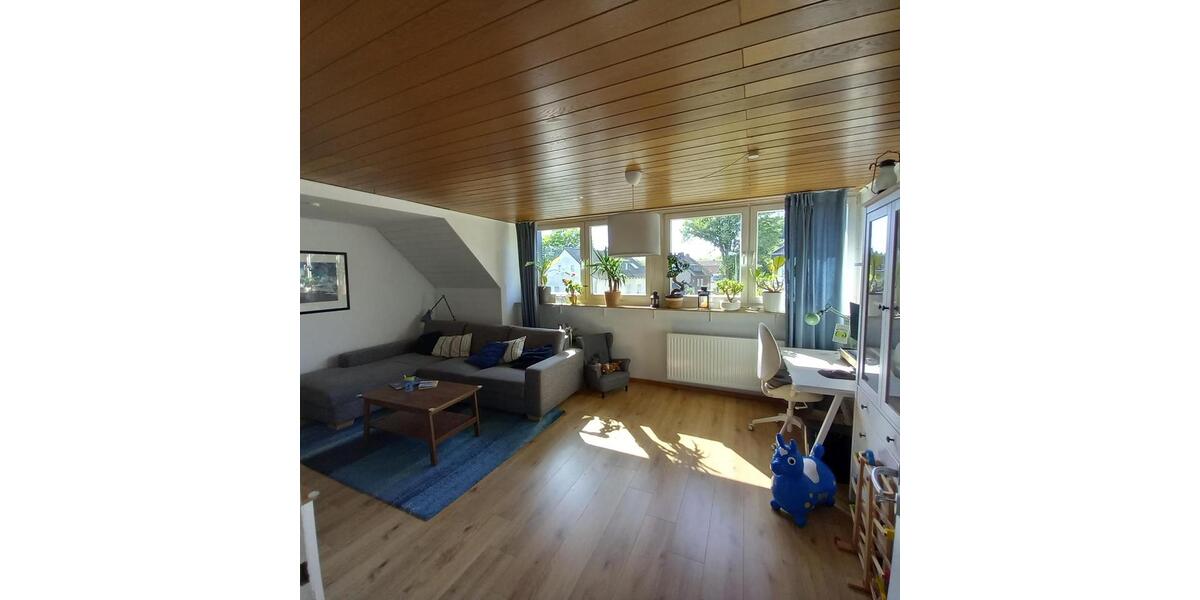 Dachgeschoßwohnung Duisburg Duisburg-Mitte - 4 Zimmer, 85 m&sup2;, 187.000&euro; | Angebot:27260048