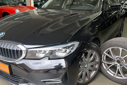 BMW 320 153.700 km 17.880 &euro; Düsseldorf 40549