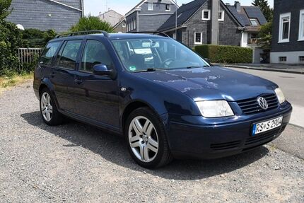VW Bora 260.706 km 2.300 &euro; Remscheid 42857