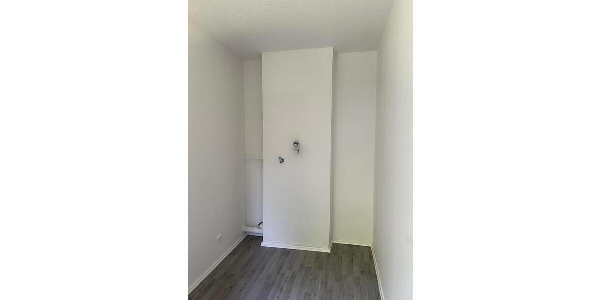 Etagenwohnung Velbert Velbert-Mitte - 2 Zimmer, 63 m&sup2;, 479&euro; | Angebot:25643811