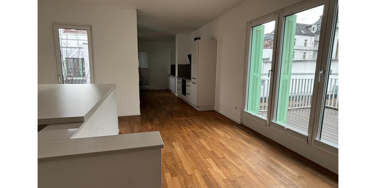 Etagenwohnung Düsseldorf Stadtbezirk 3 - 3 Zimmer, 103 m&sup2;, 1.925&euro; | Angebot:24116704