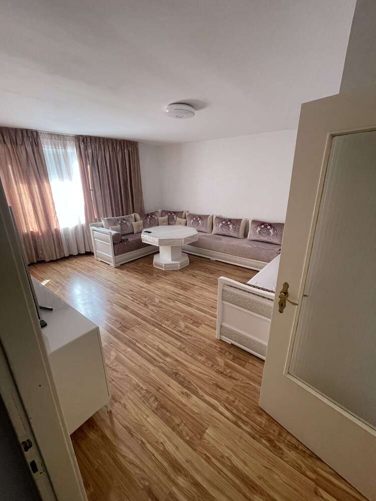 Wohnung zum Kaufen in Düsseldorf 411.000 € 144 m²