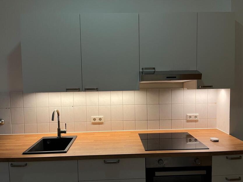 Helle Altbauwohnung für junges Pärchen in Düsseldorf-Lörick zimmer