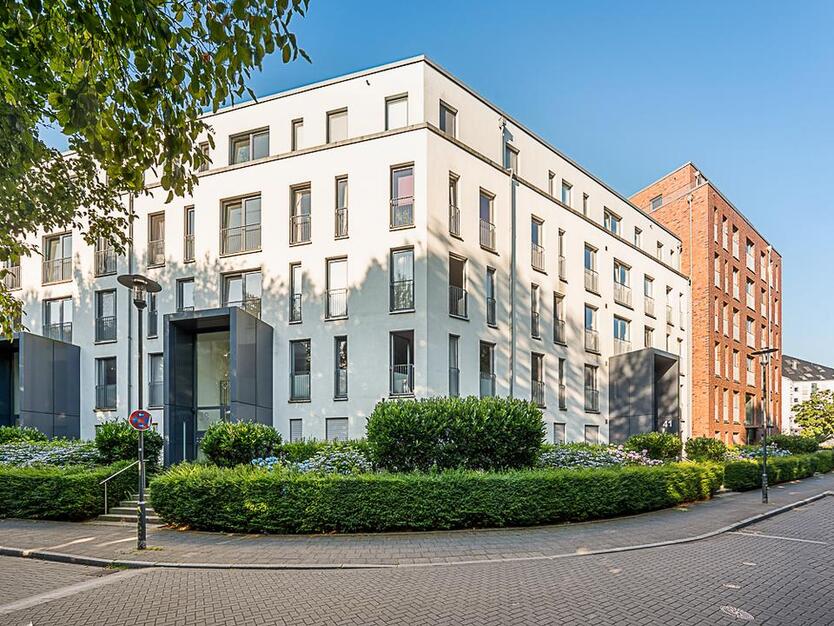 Moderne 2-Zimmer-Wohnung mit Balkon und 2 Bädern zimmer