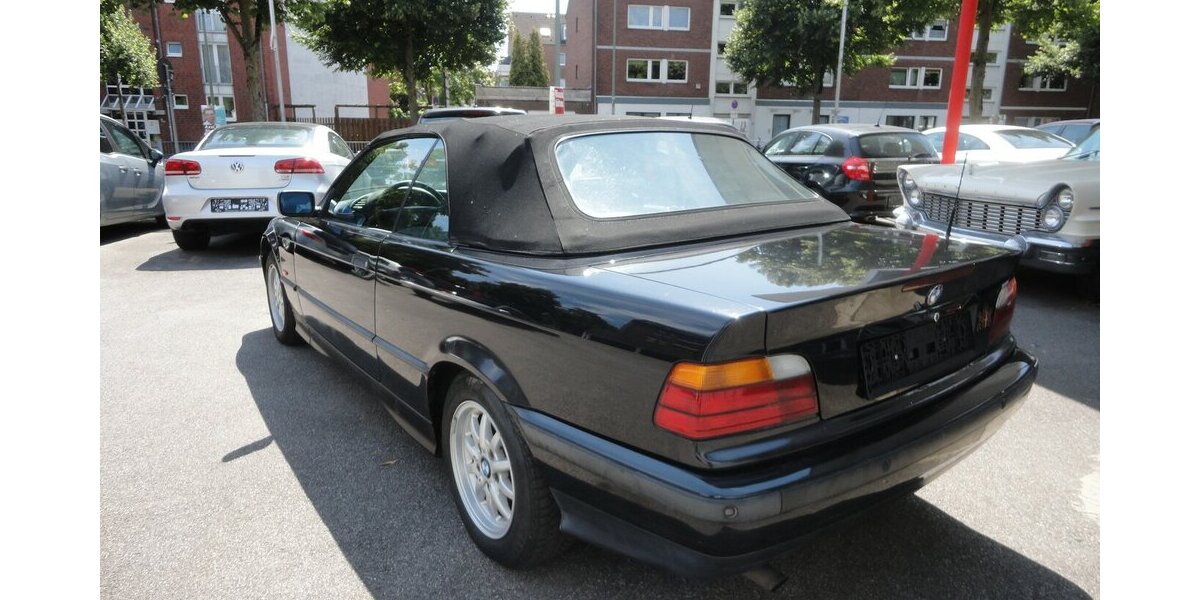 BMW 318i Exclusiv Edition Klimatr.Leder SHZ PDC 220.000 km 5.000 &euro; Neuss 41462