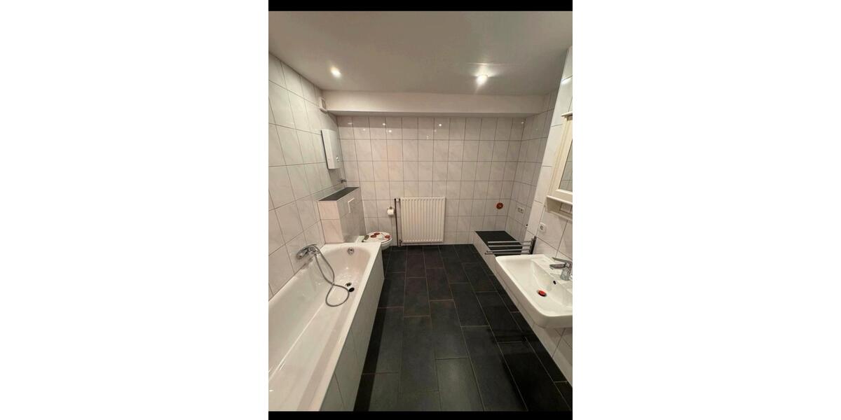 Etagenwohnung Grevenbroich Neuenhausen - 2 Zimmer, 65 m&sup2;, 750&euro; | Angebot:25718291