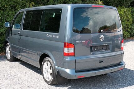 VW T5 Transporter 240.000 km 9.800 &euro; Mönchengladbach 41063