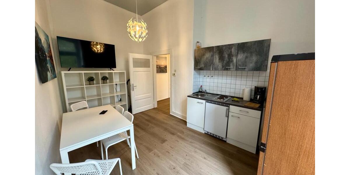 Günstiges Monteurzimmer in Solingen - Nähe Wuppertal Hilden & Düsseldorf Monteurwohnung 2 zimmer