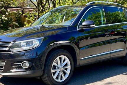 VW Tiguan 100.118 km 11.950 &euro; Solingen 42653