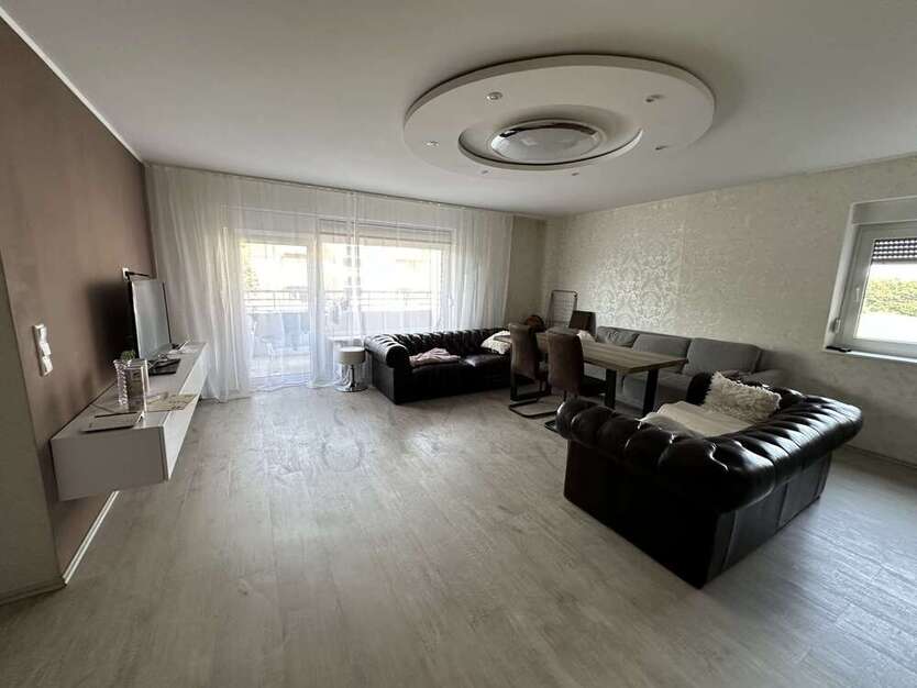 Wohnung zum Kaufen in Grevenbroich 189.000 € 92 m²
