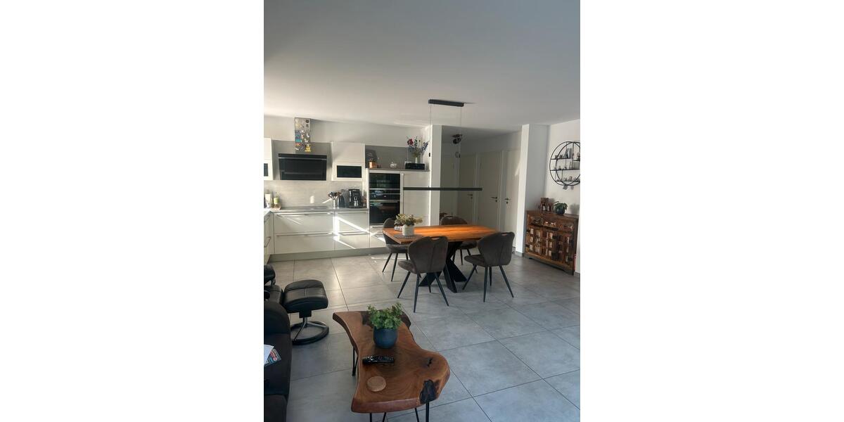 Erdgeschoßwohnung Tönisvorst - 3 Zimmer, 85 m&sup2;, 389.000&euro; | Angebot:25614579