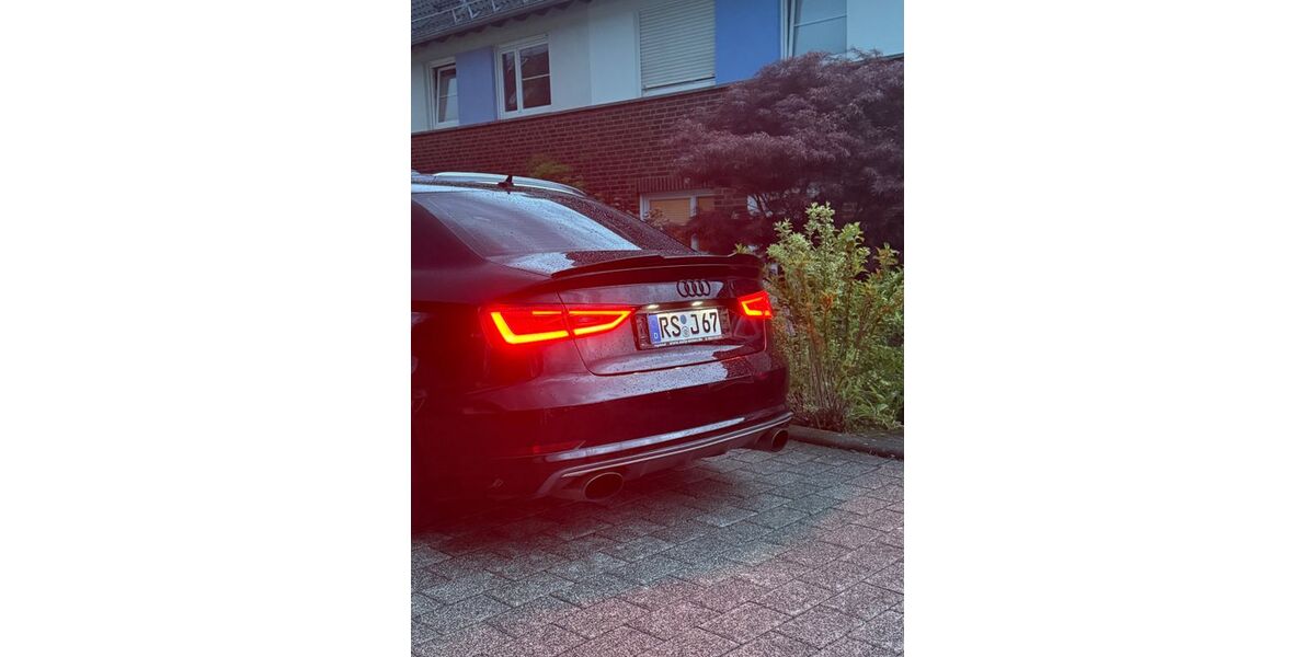 Audi A3 212.000 km 10.970 &euro; Remscheid 42899