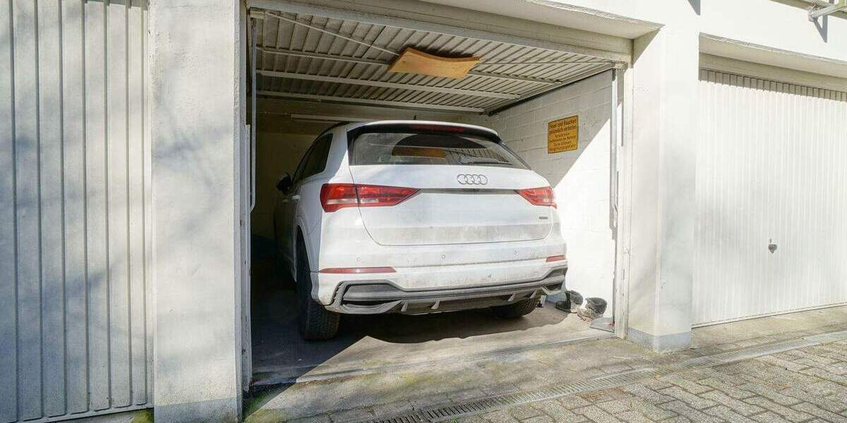 Etagenwohnung Mülheim an der Ruhr Saarn - 3 Zimmer, 94 m&sup2;, 1.300&euro; | Angebot:25399868