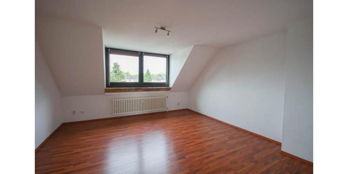Dachgeschoßwohnung Oberhausen Alt-Oberhausen - 3.5 Zimmer, 66 m&sup2;, 470&euro; | Angebot:25648658