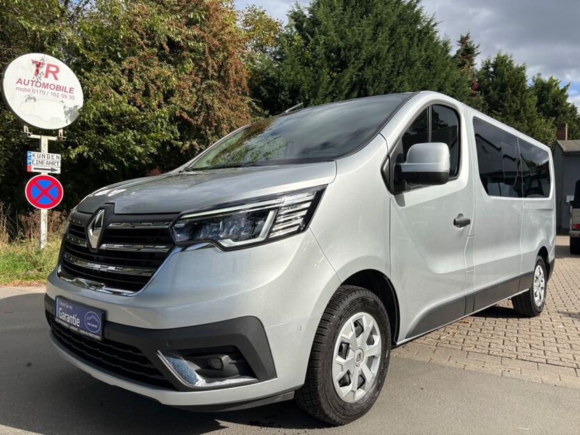 Renault Trafic 85.216 km 25.890 € Moers 47447
