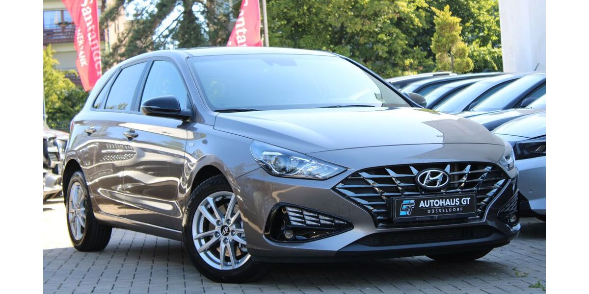 Hyundai i30 39.060 km 17.999 &euro; Düsseldorf 40625