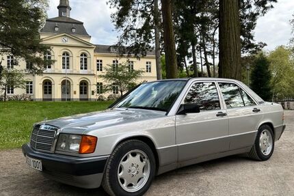 Mercedes-Benz 190 124.300 km 8.590 &euro; Düsseldorf 40597