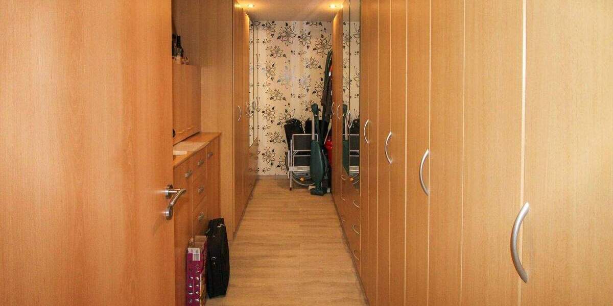 Für Macher: Charmantes Haus mit großem Garten in ruhiger Vorstadtlage 4 zimmer