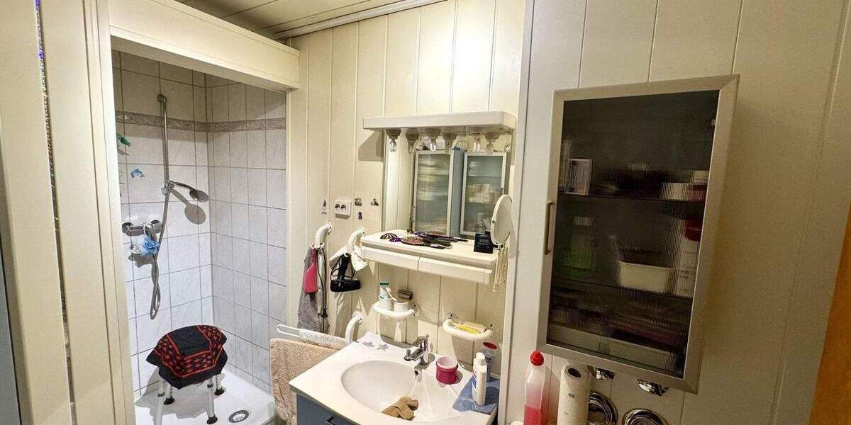 Gemütliche Eigentumswohnung in Rheindorf 2 zimmer