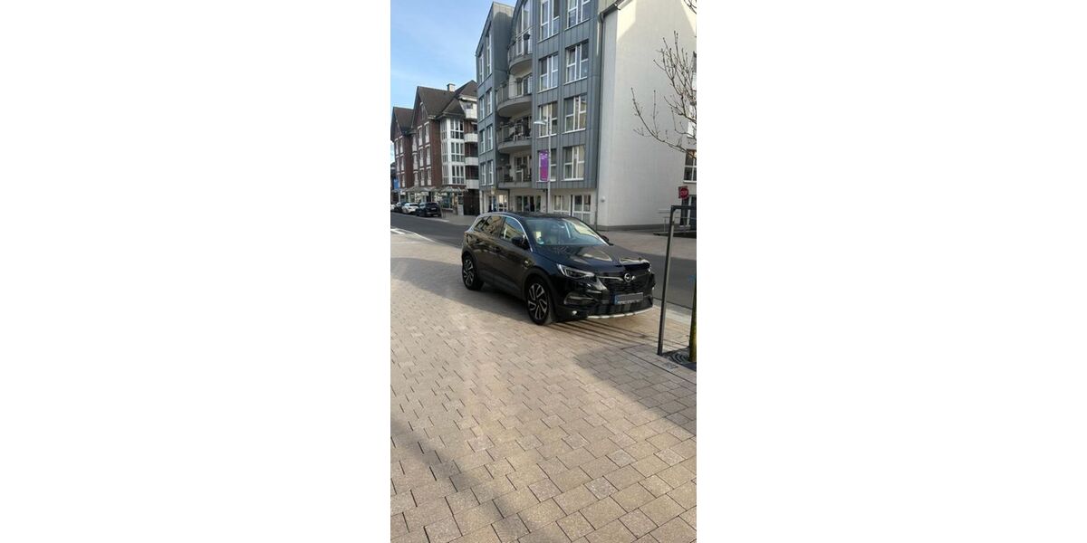 Opel Grandland (X) 103.486 km 10.000 &euro; Mönchengladbach 41199