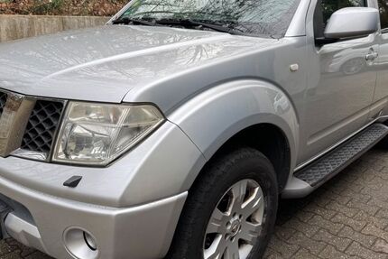 Nissan Pathfinder 336.000 km 3.650 &euro; Mönchengladbach 41069