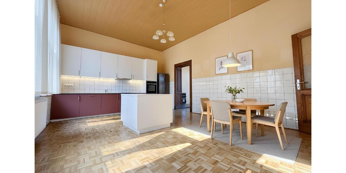 STILVOLLE ALTBAU WOHNUNG IN UERDINGEN ZU MIETEN! 5 zimmer