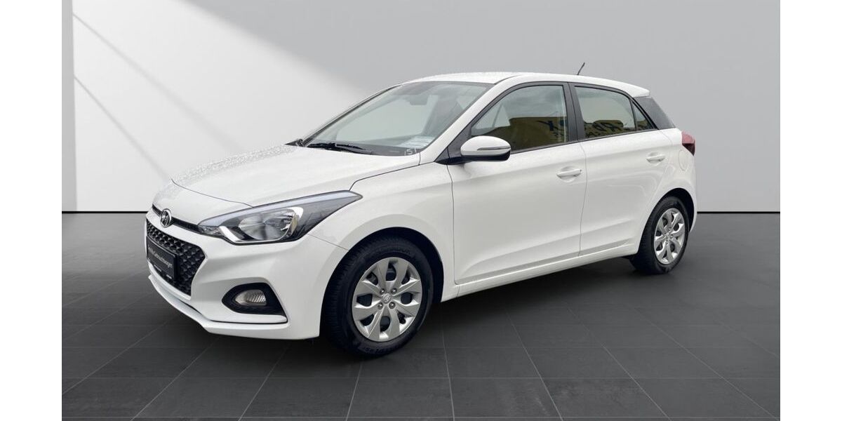 Hyundai i20 21.480 km 11.990 &euro; Wuppertal 42109