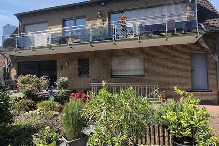 Wohnung zum Kaufen in Oberhausen 375.000 € 140.47 m²