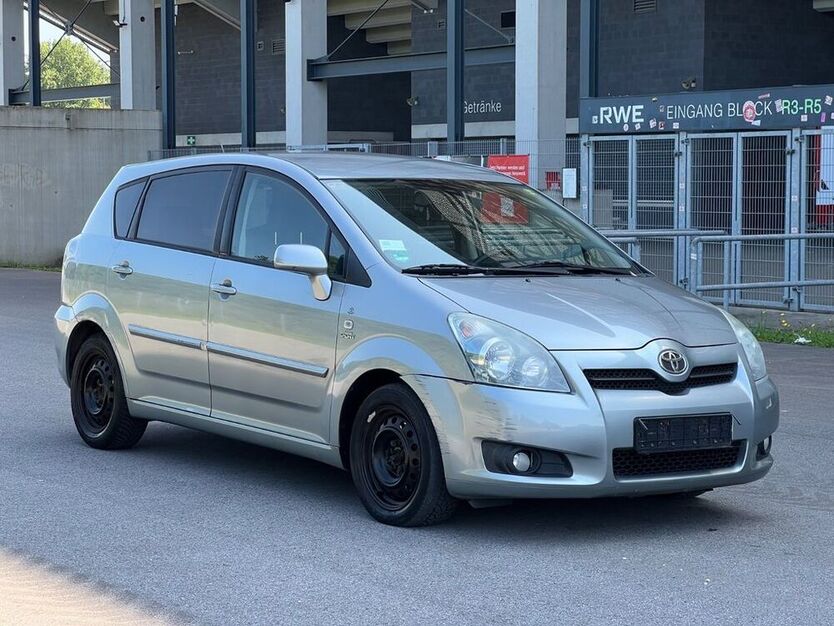 Corolla Verso