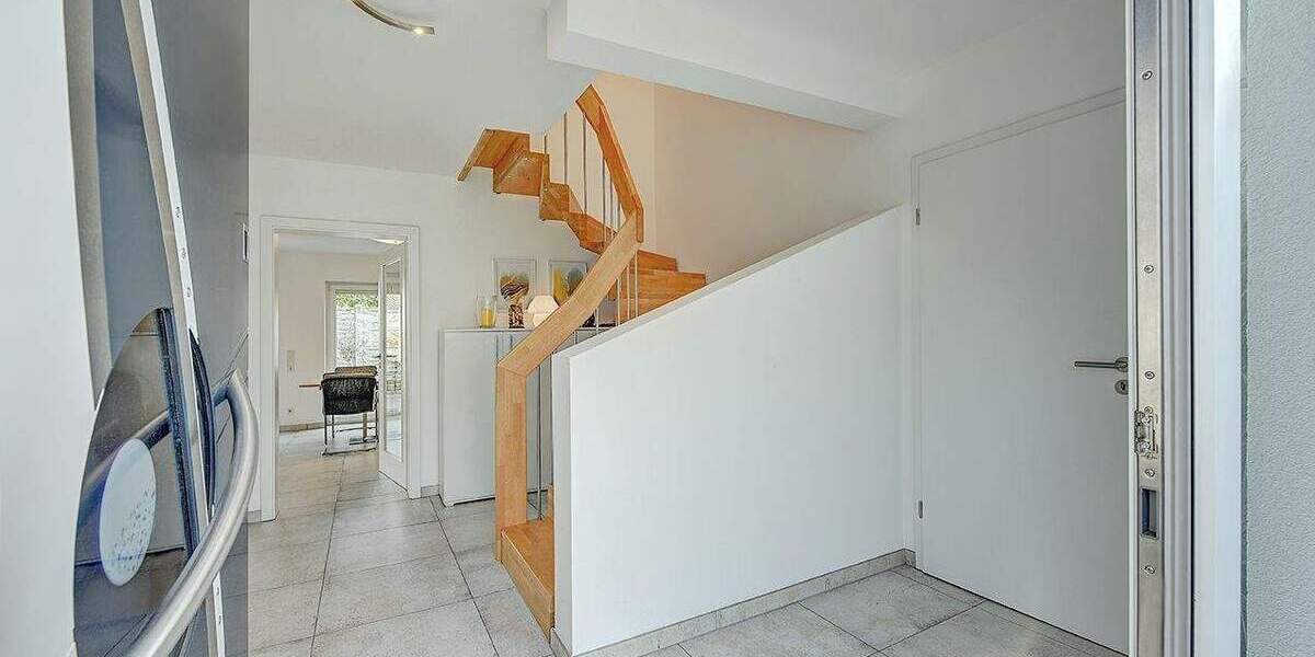 Einfamilienhaus Düsseldorf Unterrath - 5 Zimmer, 143 m&sup2;, 1.298.000&euro; | Angebot:25290500