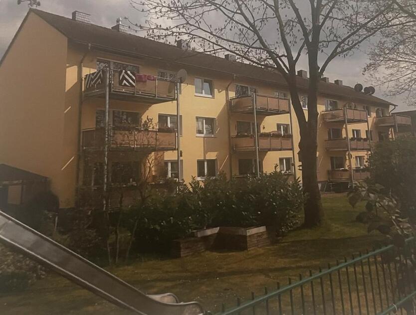 Eigentumswohnung mit Balkon und Stellplatz, ohne Markler